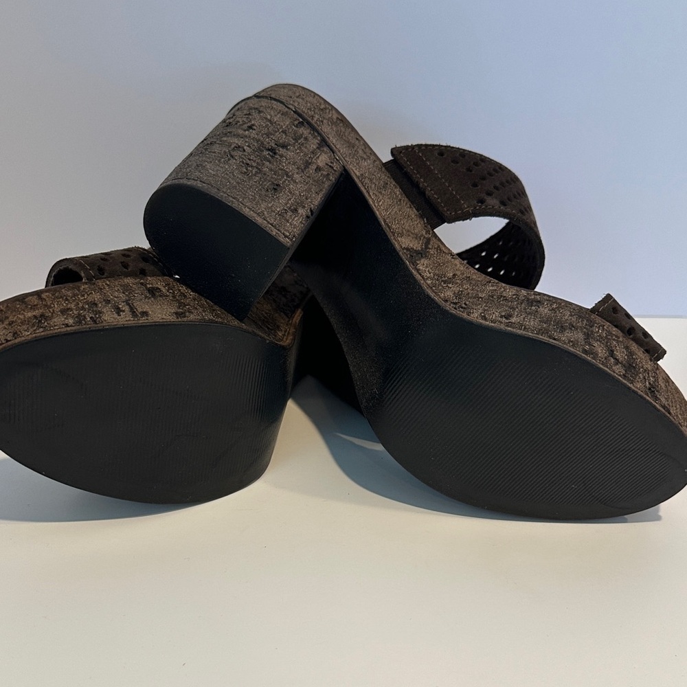 Toscanella Italian Leather Perforated Wedge Sandals Brown Made in Italy 10 - Picture 4 of 7